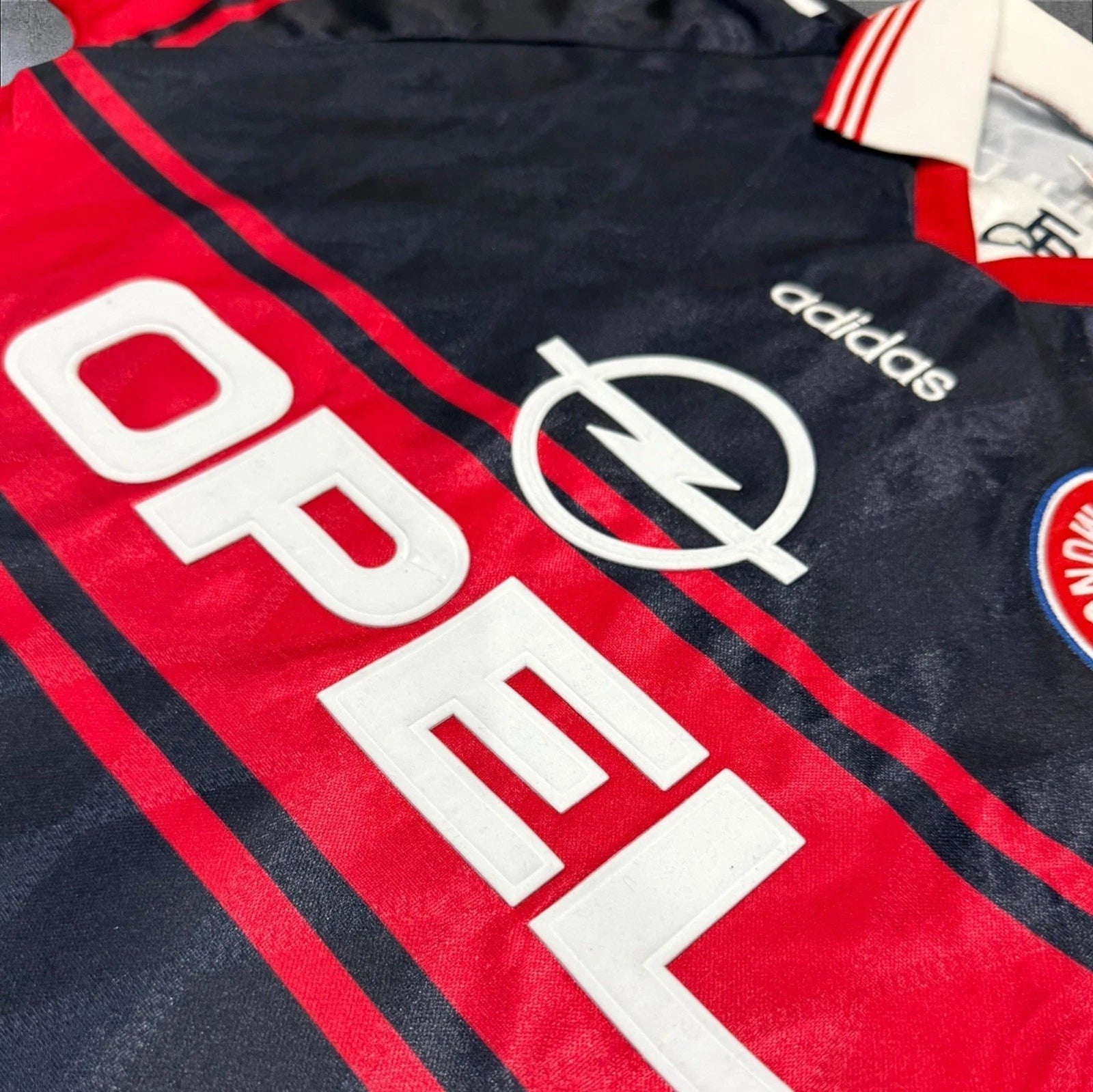 Bayern Munich 1997/99 Away Retro Jersey DropEleven
